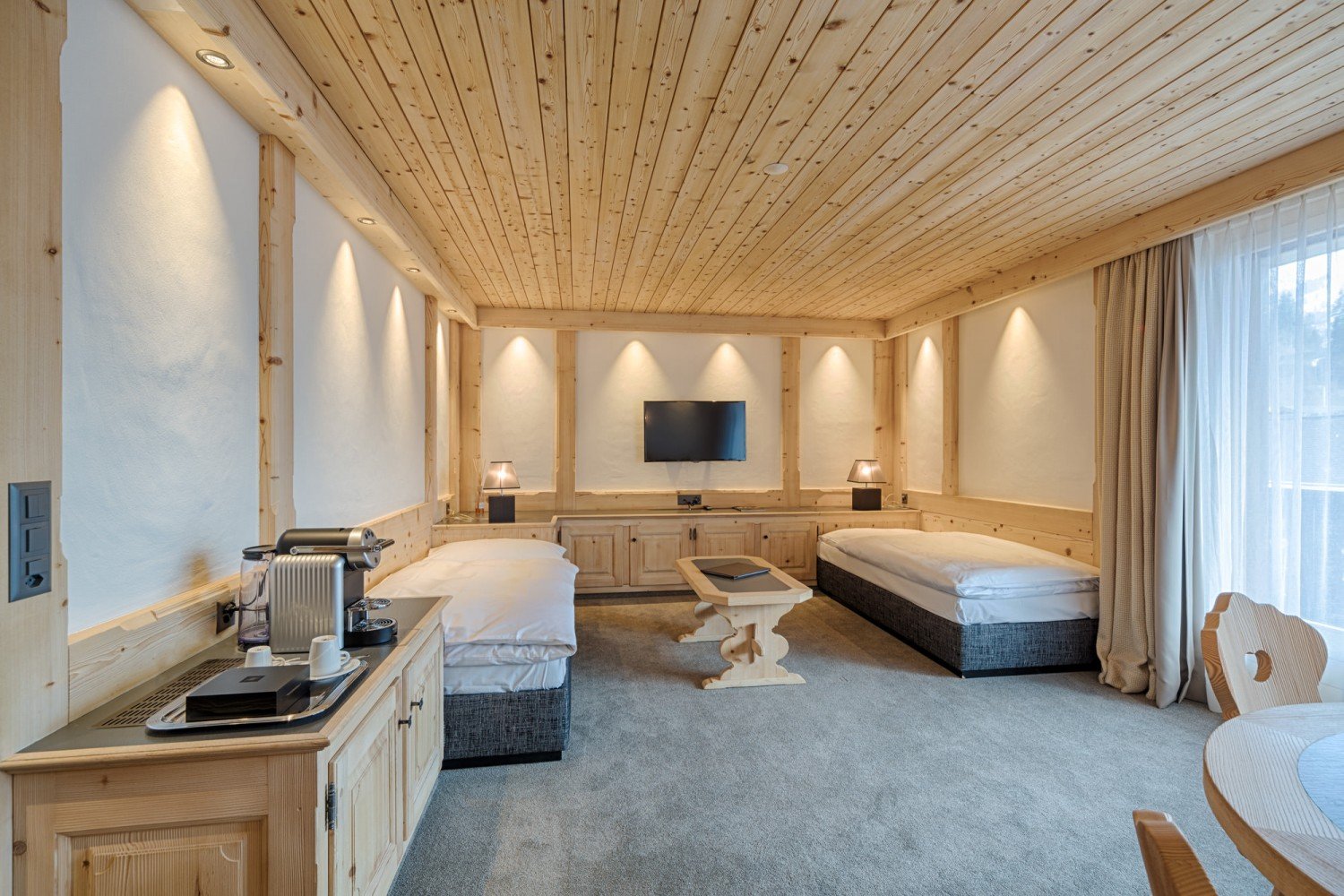 Hotelfotografie Bernerhof Gstaad mamo photography interlaken
