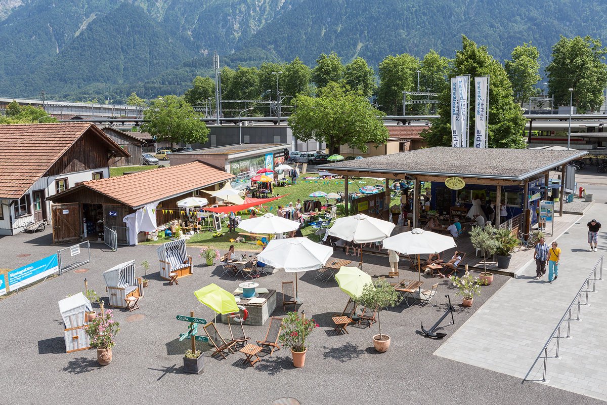 Bistro Pistache Interlaken BLS Schiffländte Interlaken OST Kaffee Kuchen Glace mamo photography