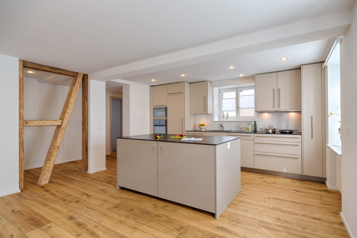 Innenarchitekturfotografie-Küche-Frutiger-Schreinerei-Bönigen-MAMO-photography, Interlaken