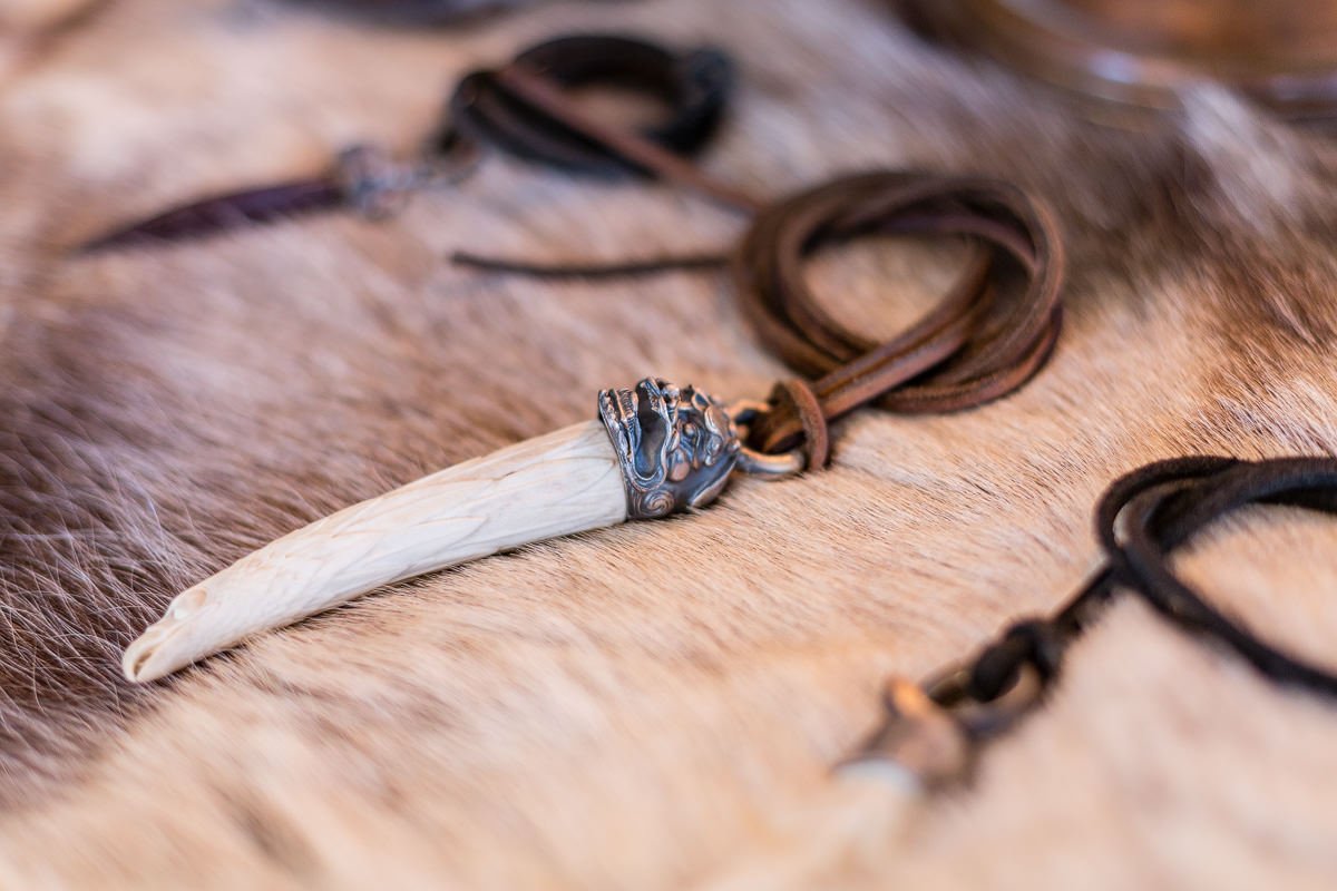 Zeitzone, Leissigen, Martin Brunner, Goldschmied, Ringe, Halsschmuck, Hochzeitsringe, Verlobungsringe