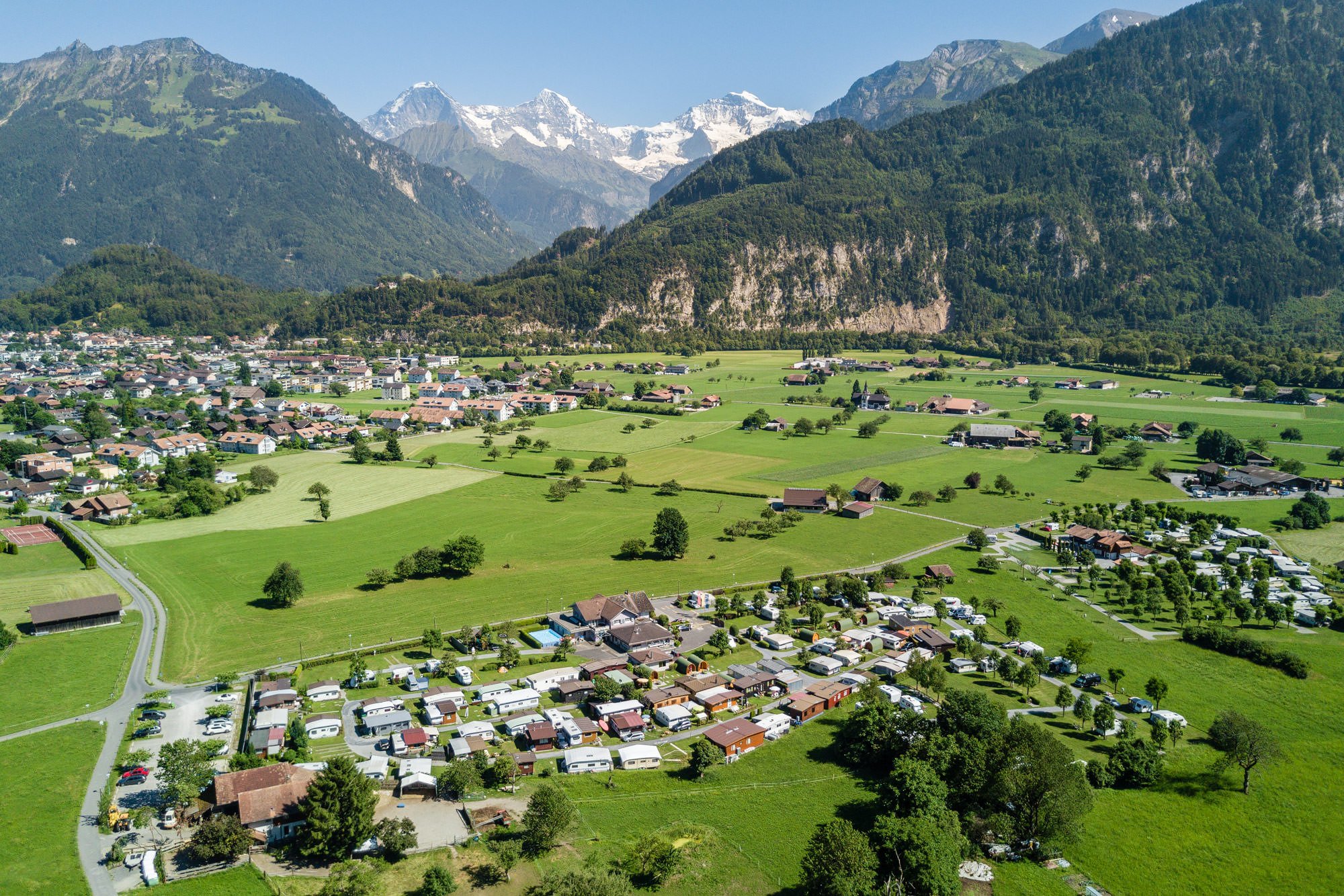 Camping-Lazy-Rancho-Aerial-Luftaufnahme-MAMO-Photography-Interlaken