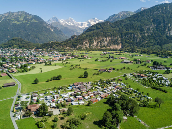 Camping-Lazy-Rancho-Unterseen-Fotograf-MAMO-Photography-Interlaken-Hotelfotografie-Lifestylefotos-Tourismus-Fotos