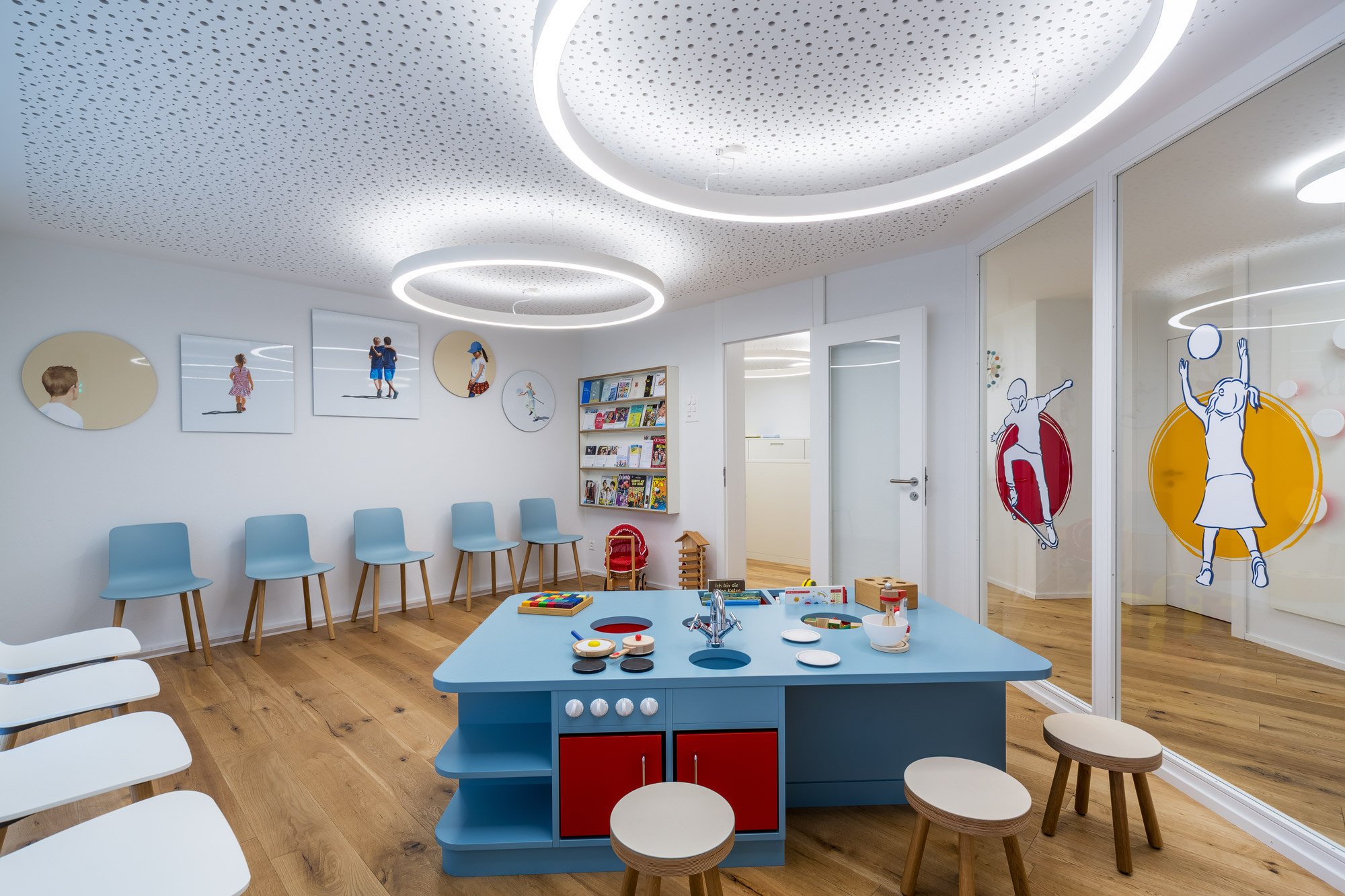 fotograf interlaken arztpraxis kinderarzt pirker arzt thun bern interlaken mamo photography interiorfotografie