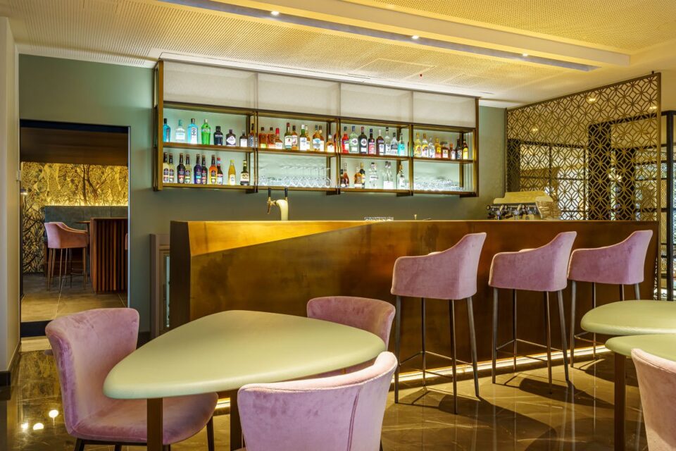 Hotelfotograf-Schweiz-Interlaken-Bern-Hotel-Du-Nord-Interiorfotografie-Hotelfotos-004 Fotograf Interlaken Thun Bern Hotelfotograf Hotelfotos Interieurfotografie Hotel Restaurant Werbefotografie Schweiz MAMO Photography