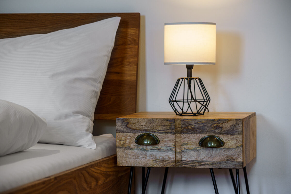 Fotografie Ferienwohnung für Airbnb oder Booking Ferienwohnung Interlaken Mieten Mietwohnung Fotos Interiorfotografie oder Interieurfotografie oder Architekturfotografie MAMO Photography Interlaken Schweiz Berner Oberland