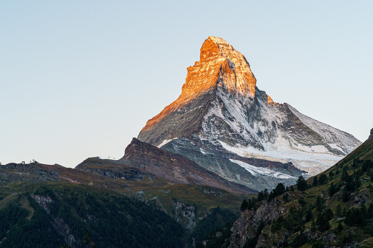 Hotelfotografie Zermatt Hotelfotograf Interiorfotograf Architekturfotograf MAMO Photography Interlaken Schweiz Hotel Alpenroyal Zermatt Matterhorn Sommer Wallis