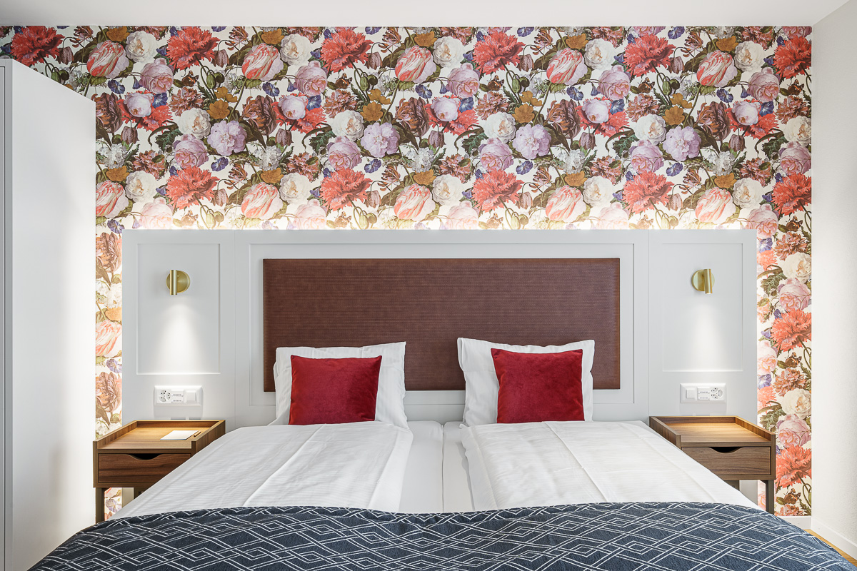MAMO-Photography-Hotelfotograf-Interlaken-Hotel-Du-Nord-Interior-Hotelzimmer-Booking-Room-Switzerland-Berner-Oberland