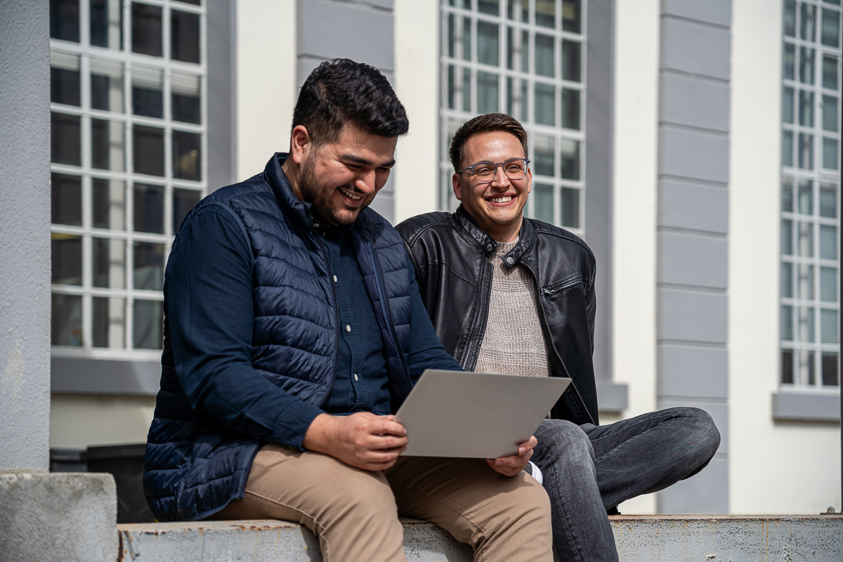 Corporate Fotografie, Business Portraits, MAMO Photography, Interlaken, P34B Bern, P4B Bern, P3B Bern, Jobs, Informatik, Fotograf Intelaken, Fotograf Thun, Fotograf Bern